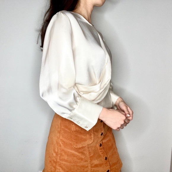 ❌❌ NOT AVAILABLE- NWT Zara Ivory Wrap Top ❌❌ - Picture 4 of 8